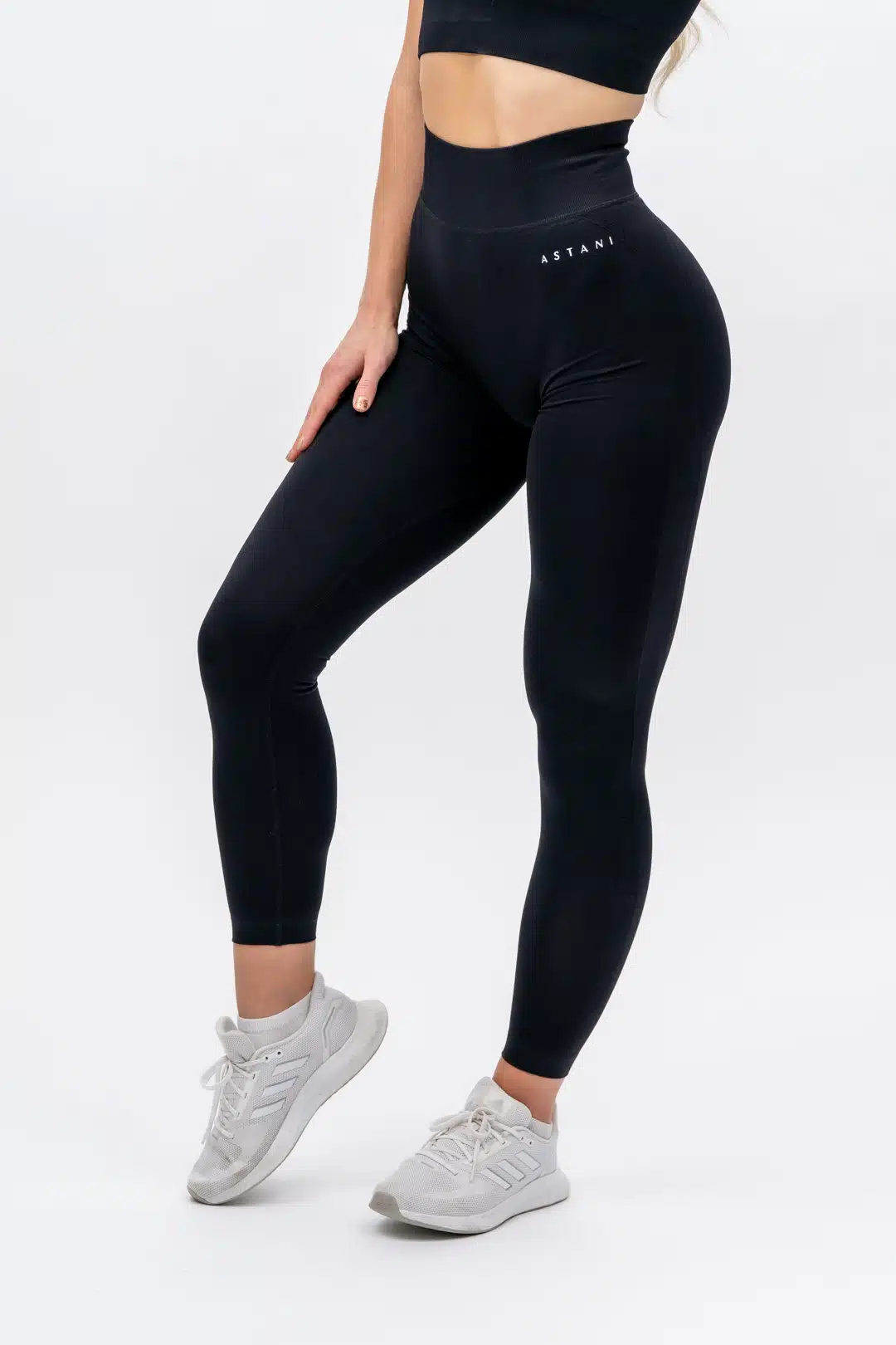 Women's EVE Seamless Tights black — front view, squat-proof high-waist